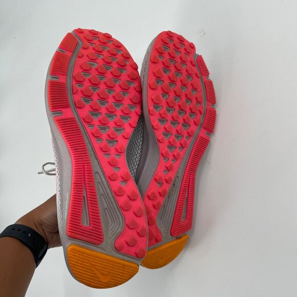 Nike Quest 2 Vast Grey Digital Pink Running Shoes Sneakers Womens 10 Athletic - Picture 7 of 8